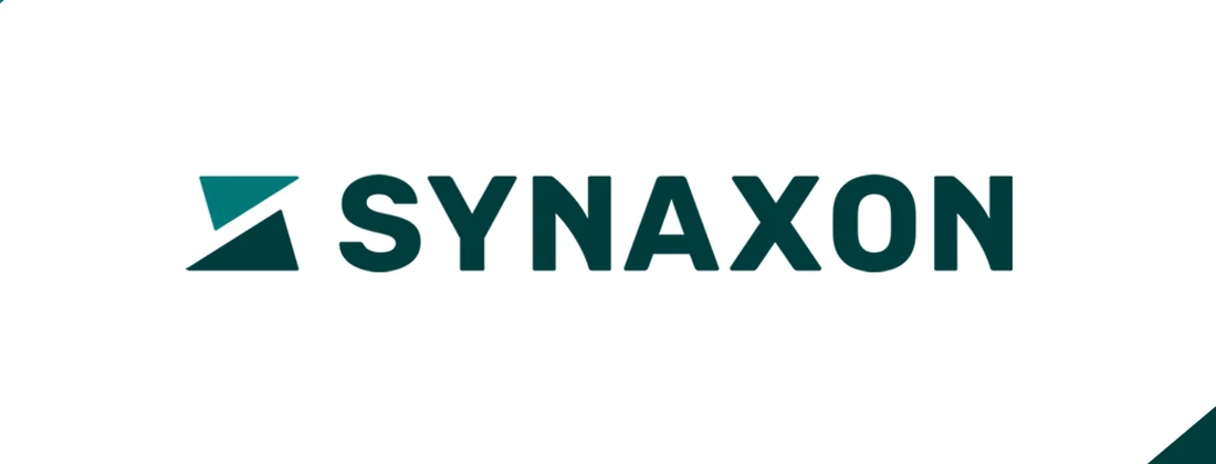 Logo von SYNAxon, einer Marke im IT-Bereich, in klarer Schrift auf weißem Hintergrund.